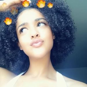 Meet your Posher, Sierra